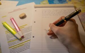 student learning how to write a critical analysis essay