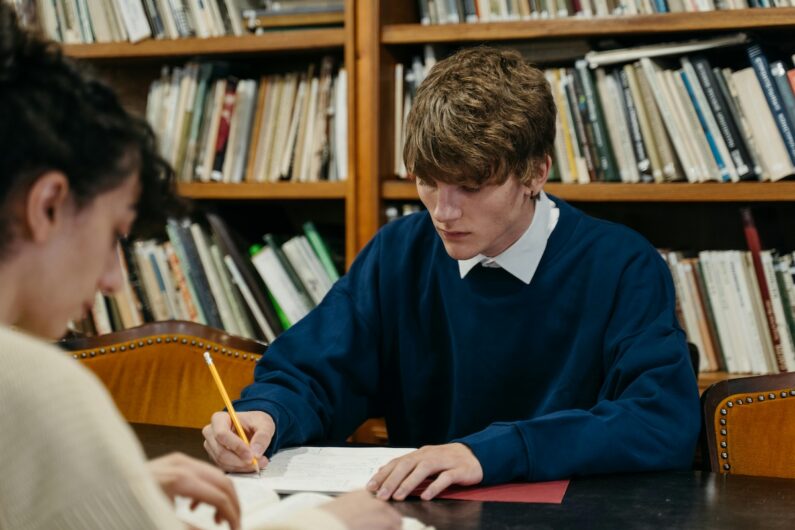 student studying statement of purpose vs personal statement