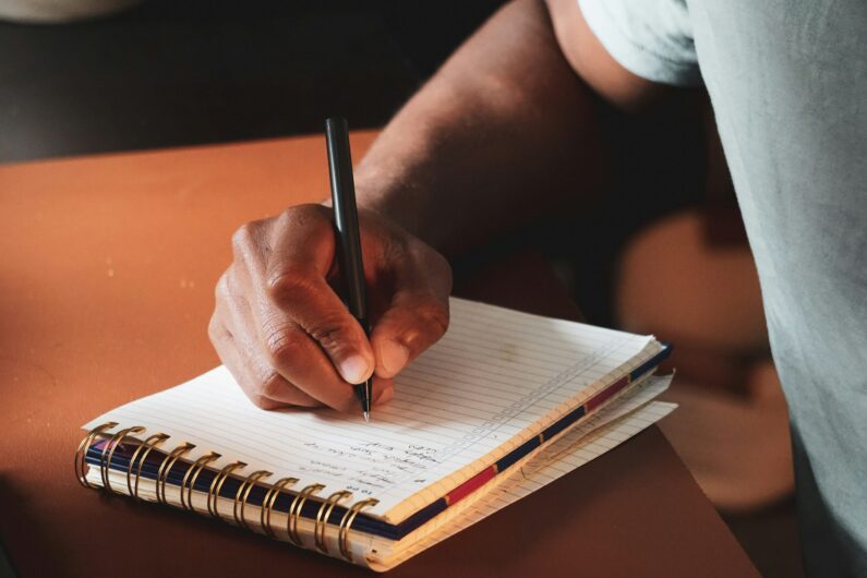 Essay hook examples guide showing 12 types of opening lines for student essays
