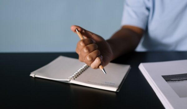 How to Start a Paragraph in Essay Writing